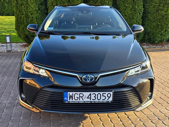 Toyota Corolla cena 79000 przebieg: 66000, rok produkcji 2020 z Grójec małe 106